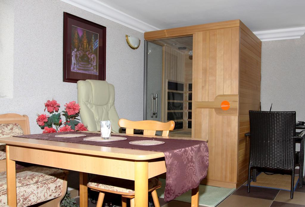 Villa Anastazis - Penzion Eden Karlsbad Eksteriør billede